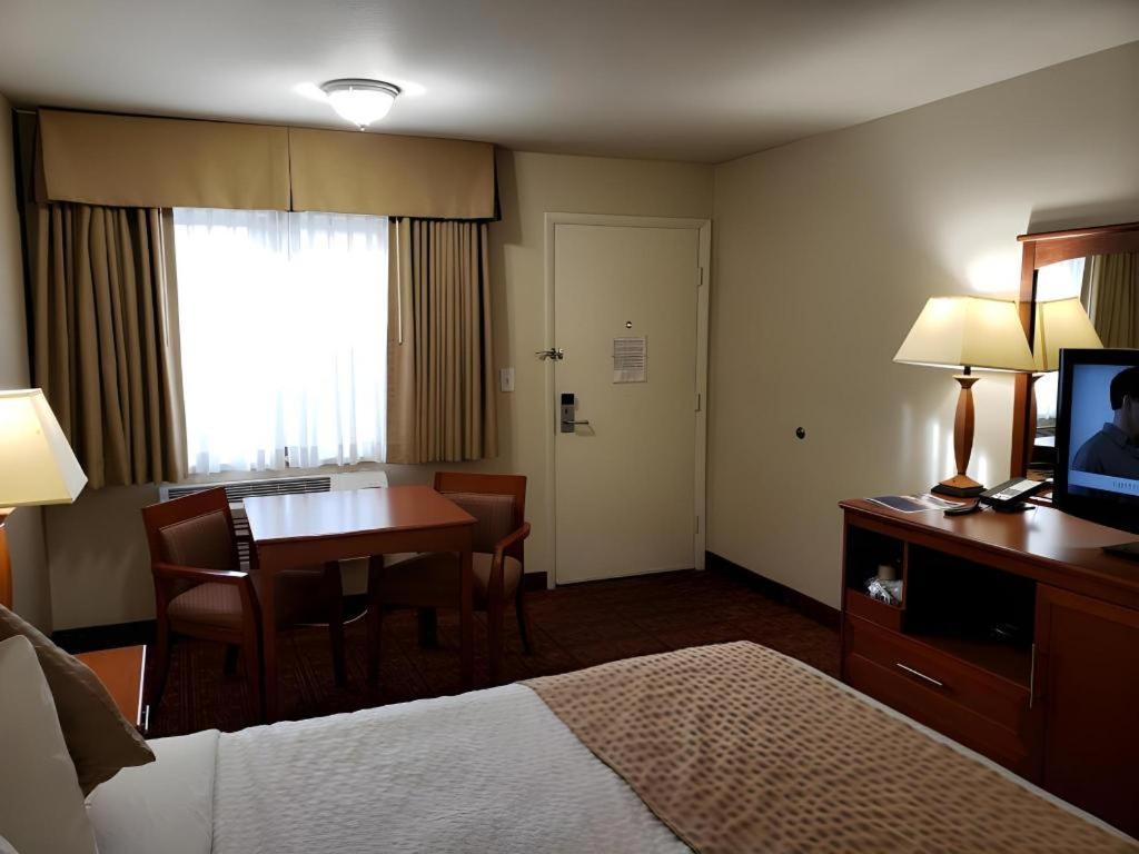 Airport Inn Μπόιζ Εξωτερικό φωτογραφία